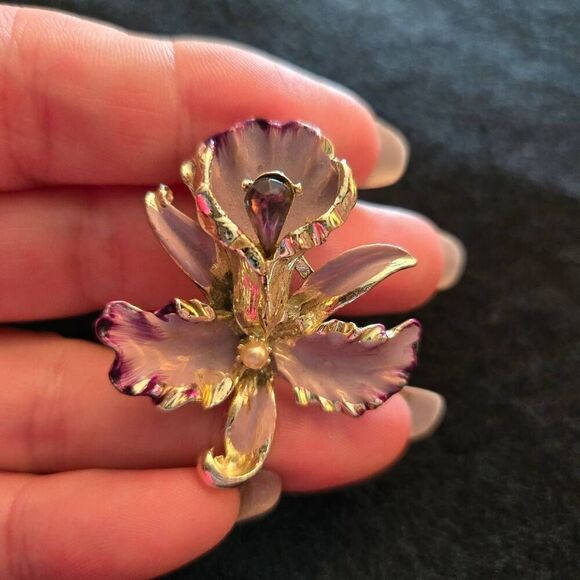 Vintage Orchid Pin Brooch Gold + Purple + Pearl - Picture 2 of 7